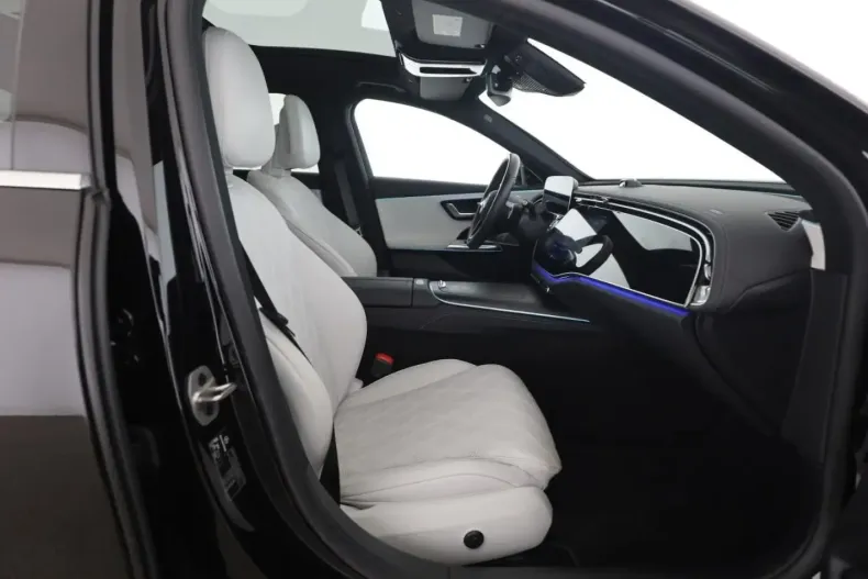 Mercedes-Benz E 300 (Clasa E) din 2024 cu 11.064 km - oferta MER180714 - foto 11