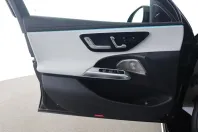 Mercedes-Benz E 300 (Clasa E) din 2024 cu 11.064 km - oferta MER180714 - foto 14