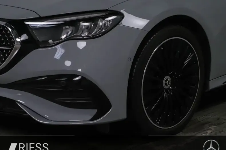 Mercedes-Benz E 300 (Clasa E) din 2024 cu 29.891 km - oferta MER180717 - foto 2