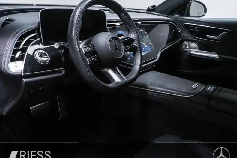 Mercedes-Benz E 300 (Clasa E) din 2024 cu 29.891 km - oferta MER180717 - foto 10