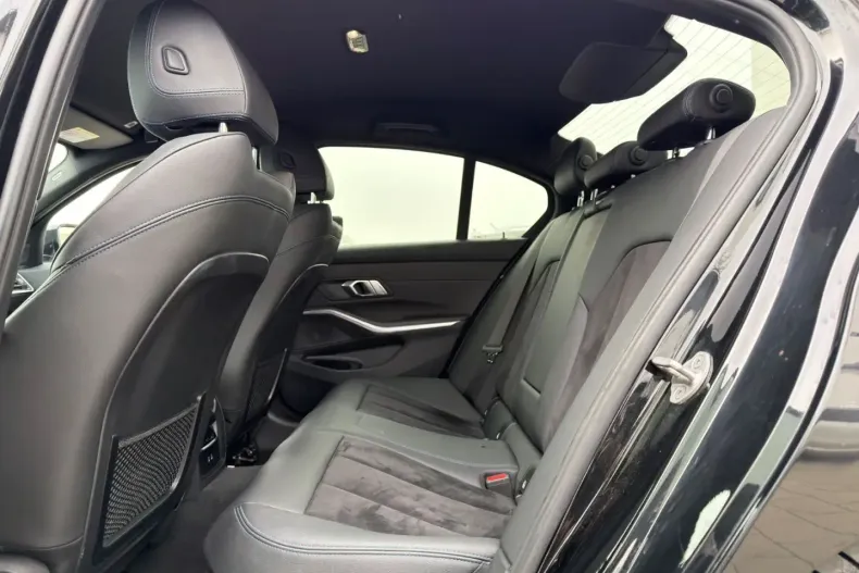 BMW 320 (Seria 3) din 2023 cu 107.100 km - oferta BMW180718 - foto 35