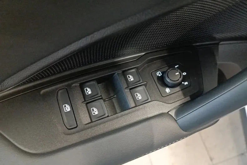 Volkswagen Tayron din 2025 cu 13.855 km - oferta VOL180723 - foto 14