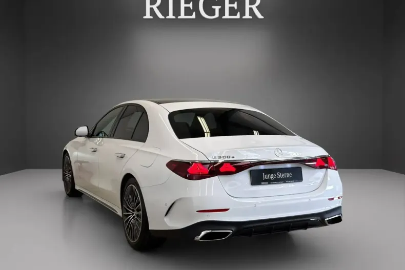 Mercedes-Benz E 300 (Clasa E) din 2024 cu 43.301 km - oferta MER180725 - foto 9