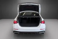 Mercedes-Benz E 300 (Clasa E) din 2024 cu 43.301 km - oferta MER180725 - foto 12