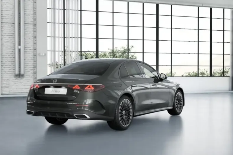 Mercedes-Benz E 300 (Clasa E) din 2024 cu 19.922 km - oferta MER180726 - foto 2