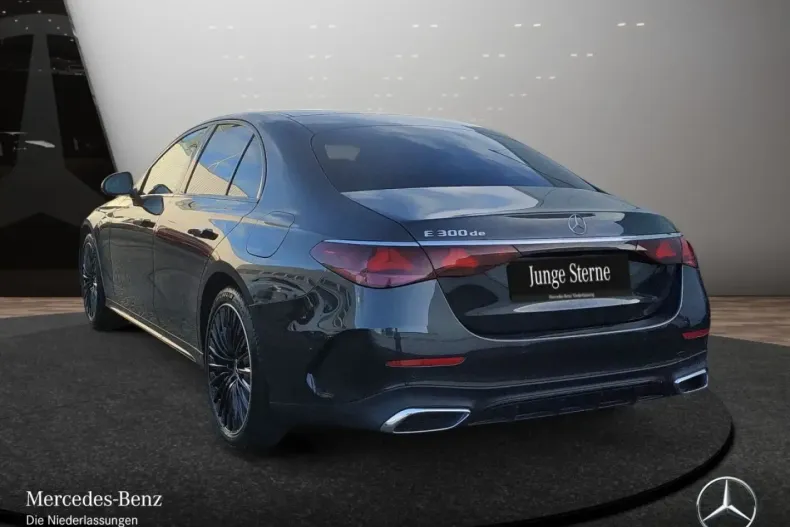 Mercedes-Benz E 300 (Clasa E) din 2024 cu 11.011 km - oferta MER180728 - foto 10