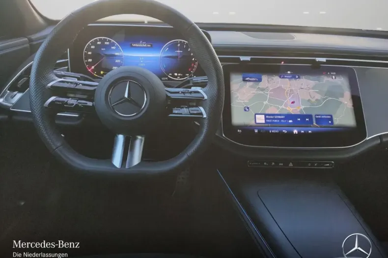 Mercedes-Benz E 300 (Clasa E) din 2024 cu 11.011 km - oferta MER180728 - foto 13