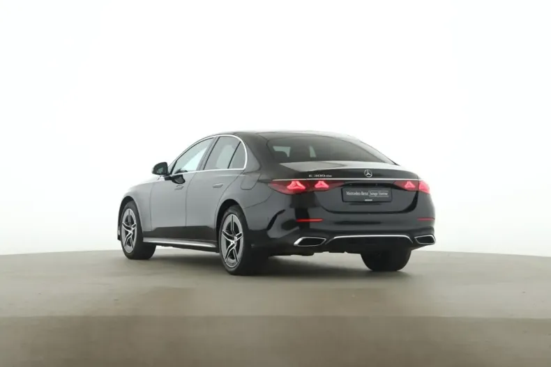 Mercedes-Benz E 300 (Clasa E) din 2024 cu 11.083 km - oferta MER180729 - foto 3