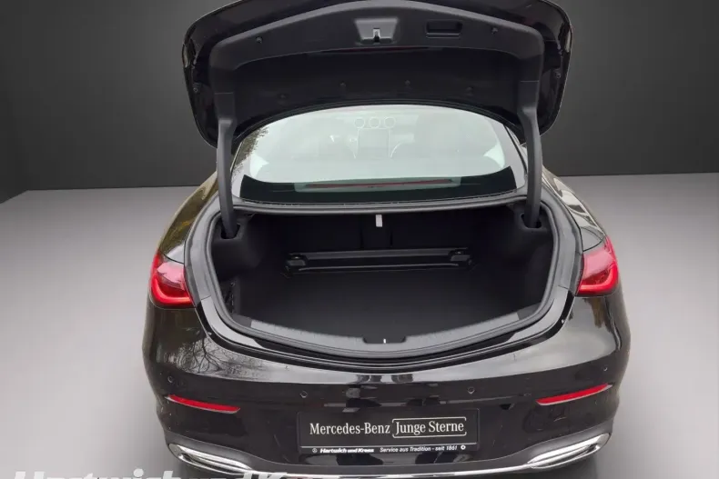 Mercedes-Benz CLE 180 (Clasa CLE) din 2024 cu 3.250 km - oferta MER180734 - foto 8