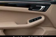 Porsche Macan din 2022 cu 11.842 km - oferta POR180737 - foto 22