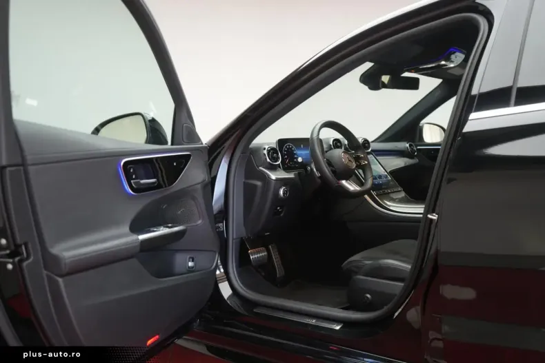Mercedes-Benz C 300 (Clasa C) din 2022 cu 68.000 km - oferta MER180738 - foto 11