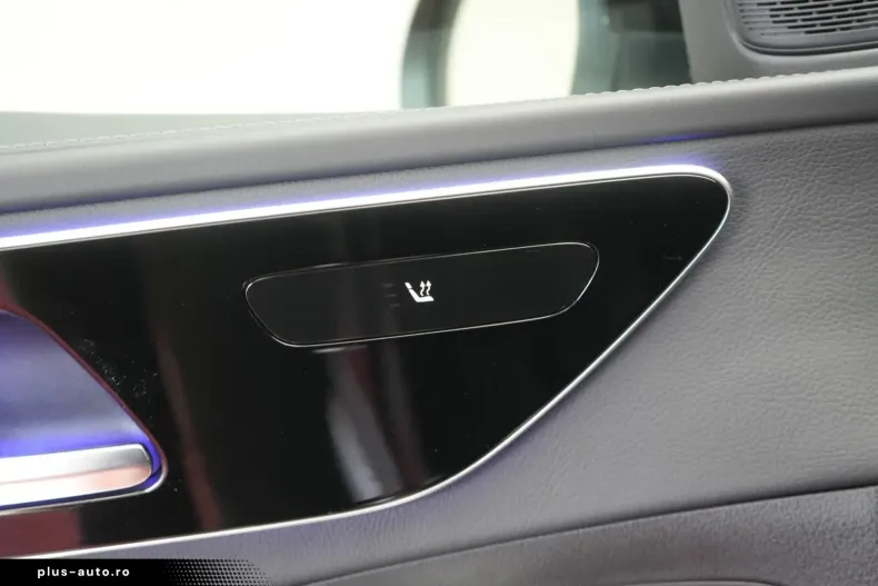 Mercedes-Benz C 300 (Clasa C) din 2022 cu 68.000 km - oferta MER180738 - foto 23
