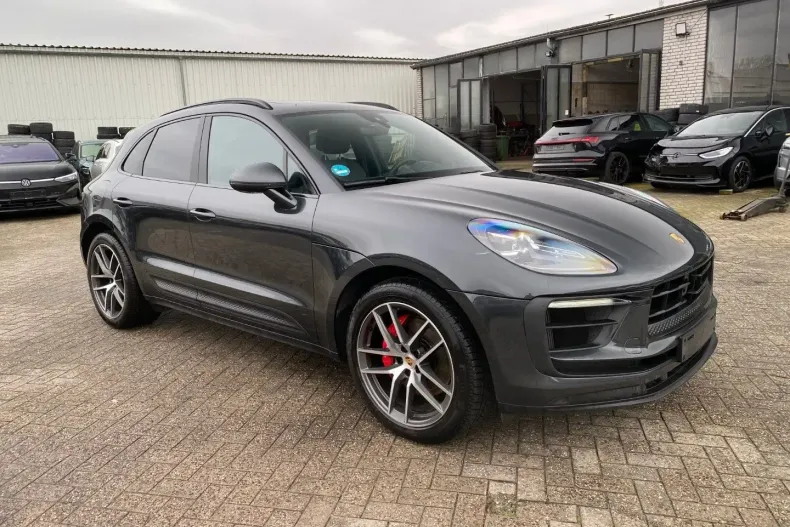 Porsche Macan din 2024 cu 13.600 km - oferta POR180739 - foto 2