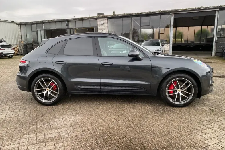 Porsche Macan din 2024 cu 13.600 km - oferta POR180739 - foto 3