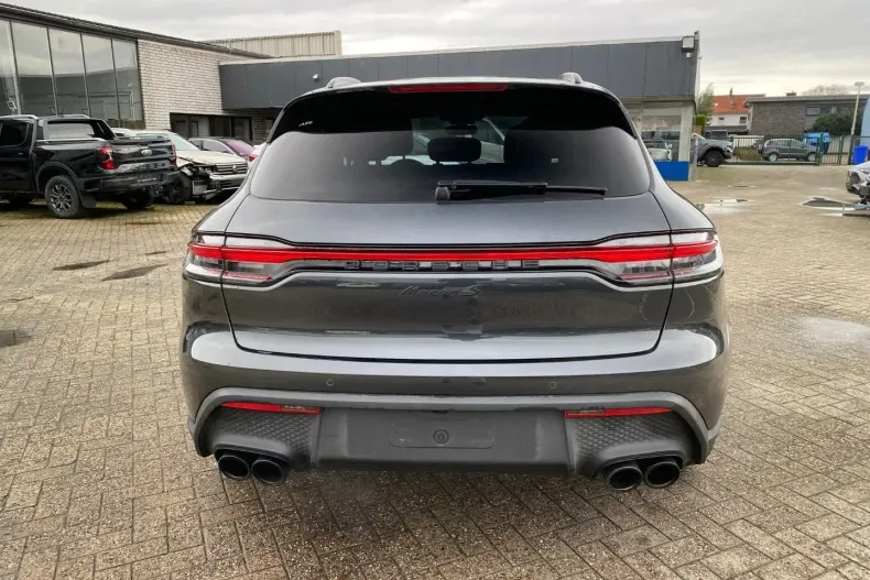 Porsche Macan din 2024 cu 13.600 km - oferta POR180739 - foto 6