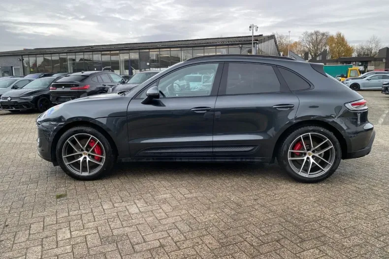 Porsche Macan din 2024 cu 13.600 km - oferta POR180739 - foto 9