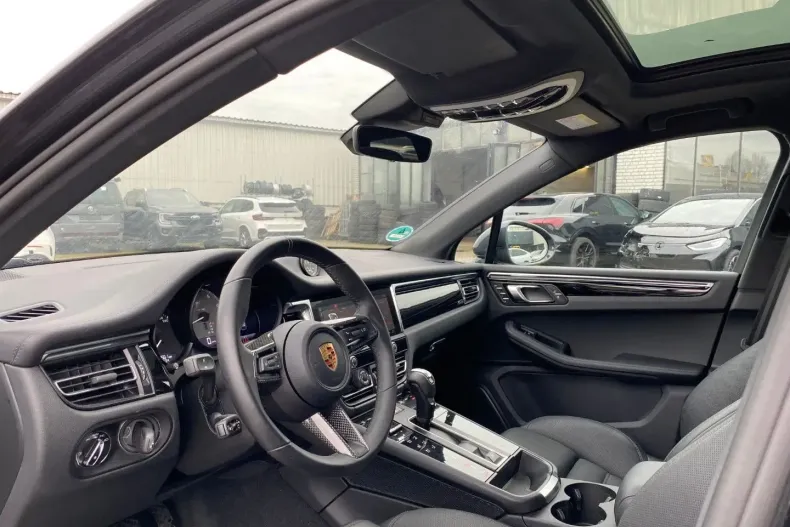 Porsche Macan din 2024 cu 13.600 km - oferta POR180739 - foto 17