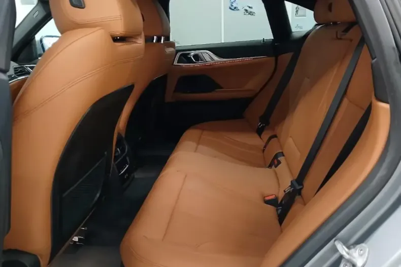 BMW 420 Gran Coupé (Seria 4) din 2023 cu 60.000 km - oferta BMW180741 - foto 9