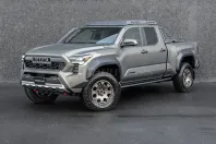Toyota Tacoma din 2025 cu 50 km - oferta TOY180745 - foto 1