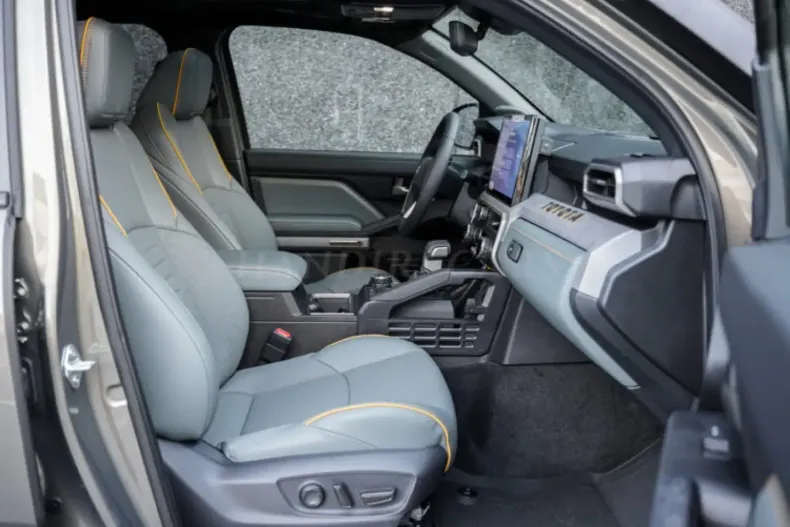 Toyota Tacoma din 2025 cu 50 km - oferta TOY180745 - foto 7