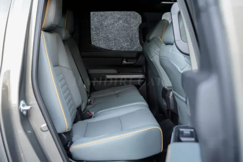 Toyota Tacoma din 2025 cu 50 km - oferta TOY180745 - foto 8