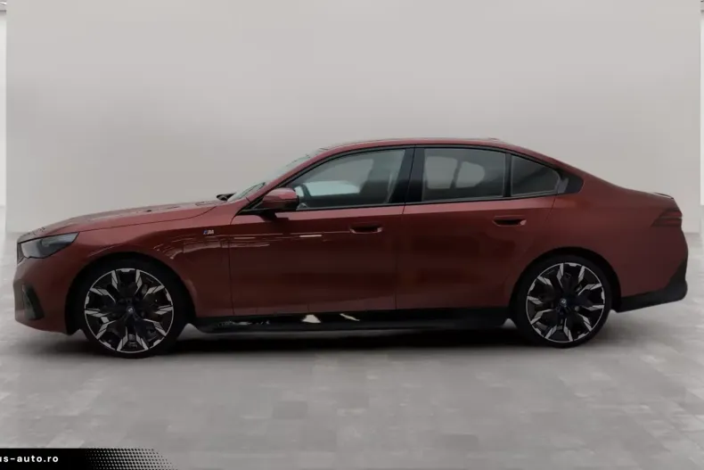 BMW 550 (Seria 5) din 2025 cu 27.440 km - oferta BMW180746 - foto 3