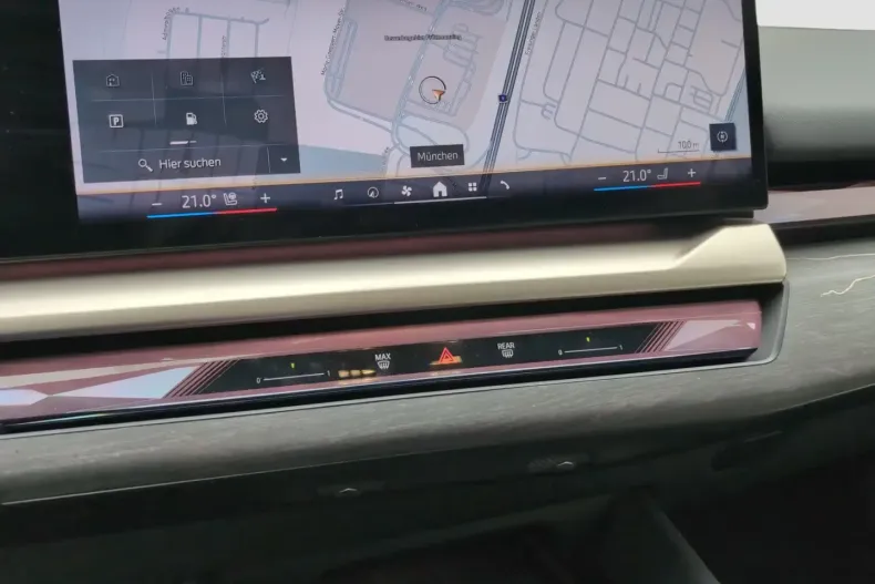 BMW 550 (Seria 5) din 2025 cu 27.440 km - oferta BMW180746 - foto 10