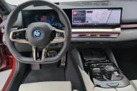 BMW 550 (Seria 5) din 2025 cu 27.440 km - oferta BMW180746 - foto 13