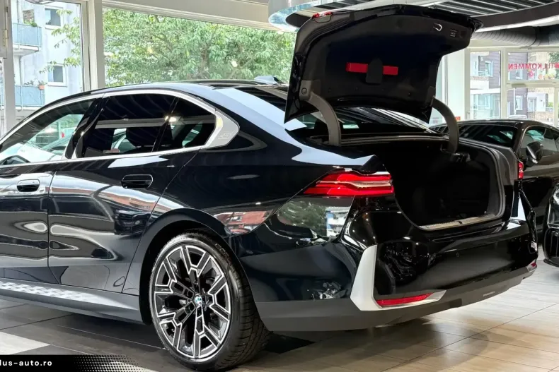 BMW 550 (Seria 5) din 2024 cu 23.700 km - oferta BMW180747 - foto 5