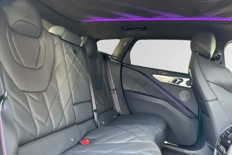 BMW XM (Seria X) din 2024 cu 12.746 km - oferta BMW180768 - foto 8