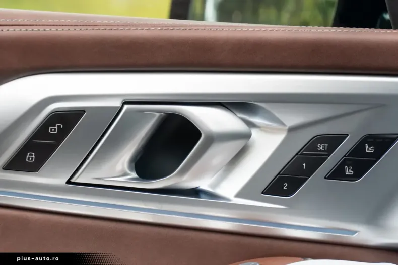 BMW XM (Seria X) din 2025 cu 9.900 km - oferta BMW180770 - foto 11