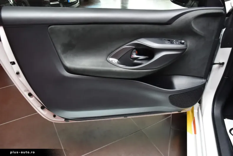 Toyota Yaris din 2022 cu 43.900 km - oferta TOY180777 - foto 8