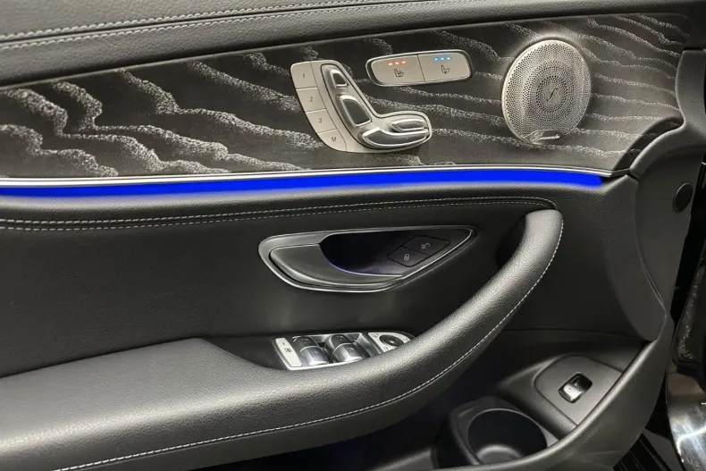 Mercedes-Benz E 300 din 2021 cu 71.000 km - oferta MER180778 - foto 10