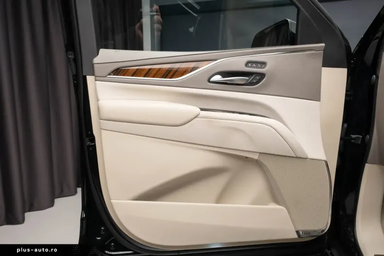 Cadillac Escalade din 2023 cu 28.195 km - oferta CAD180780 - foto 25