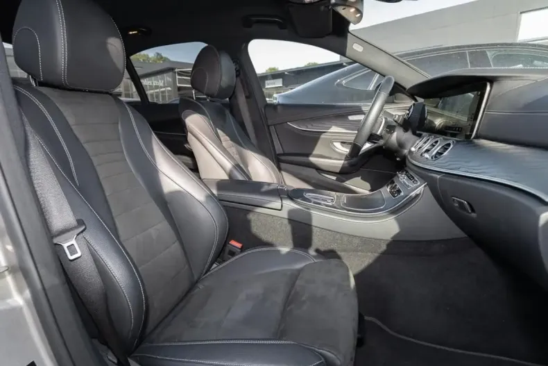 Mercedes-Benz E 300 din 2021 cu 74.143 km - oferta MER180781 - foto 11