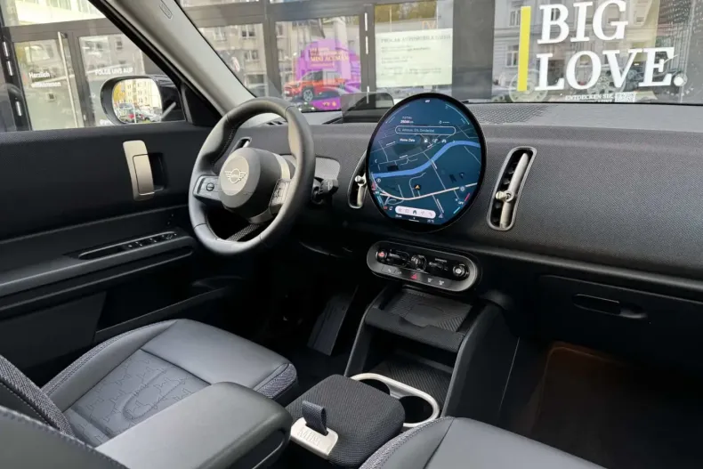 MINI Cooper S Countryman din 2024 cu 20.721 km - oferta MIN180785 - foto 4