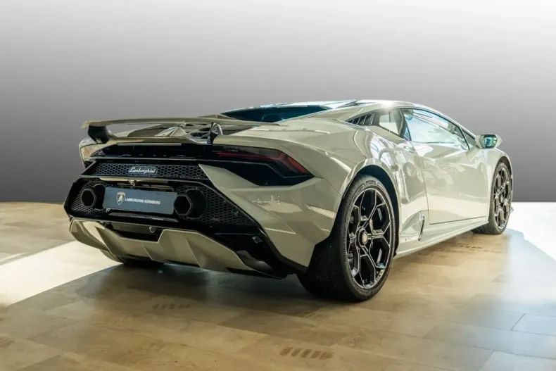 Lamborghini Huracán din 2024 cu 4.750 km - oferta LAM180798 - foto 2
