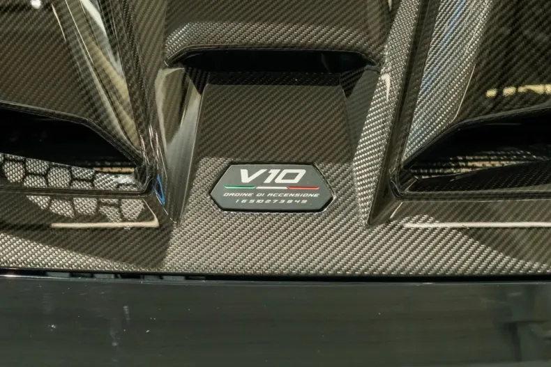 Lamborghini Huracán din 2024 cu 4.750 km - oferta LAM180798 - foto 8