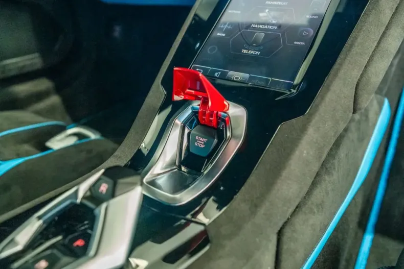 Lamborghini Huracán din 2024 cu 4.750 km - oferta LAM180798 - foto 11