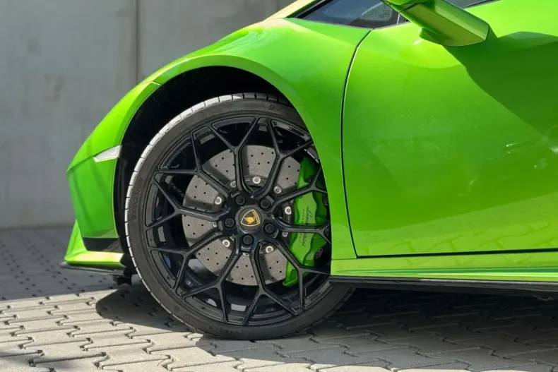 Lamborghini Huracán din 2024 cu 1.500 km - oferta LAM180799 - foto 6