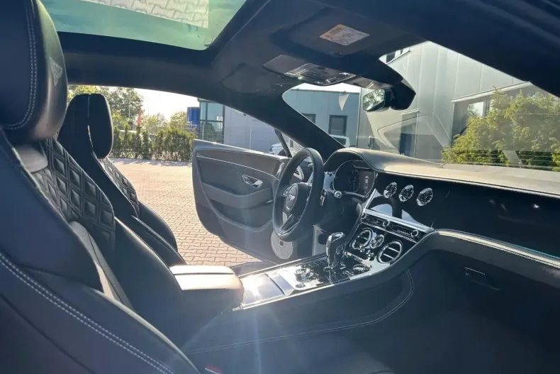 Bentley Continental GT din 2022 cu 24.400 km - oferta BEN180812 - foto 17