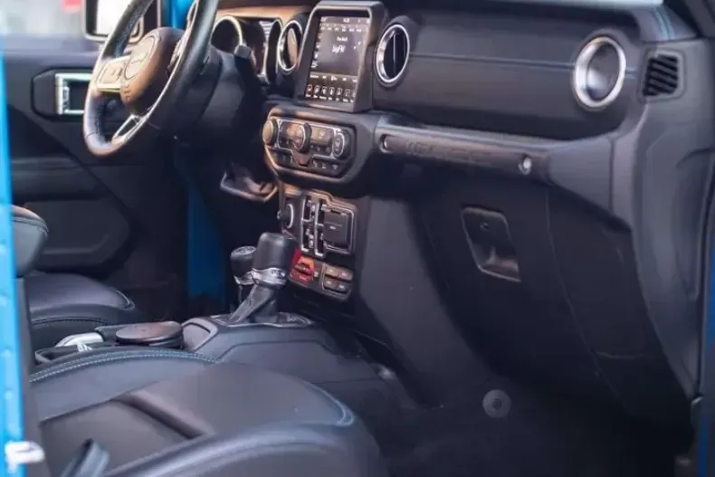 Jeep Wrangler din 2023 cu 25.080 km - oferta JEE180813 - foto 16