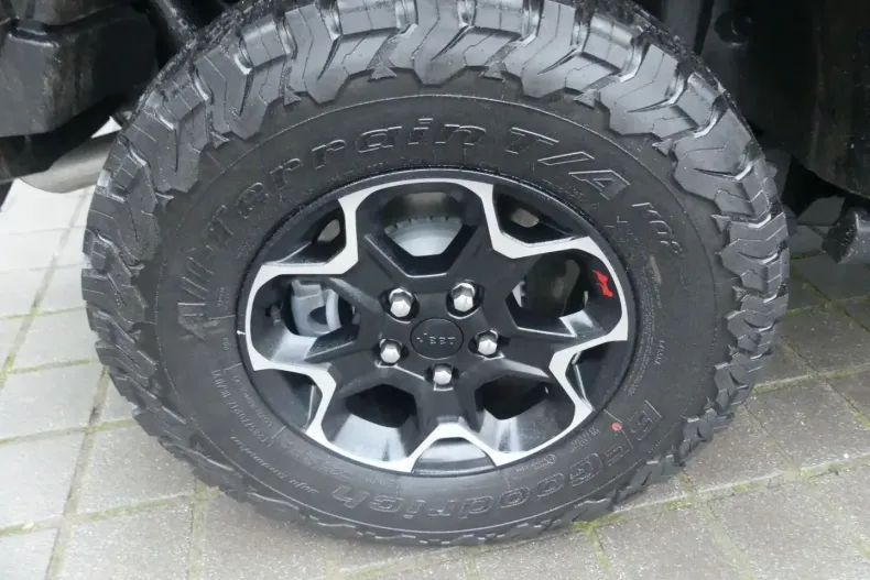 Jeep Wrangler din 2024 cu 7.770 km - oferta JEE180827 - foto 24