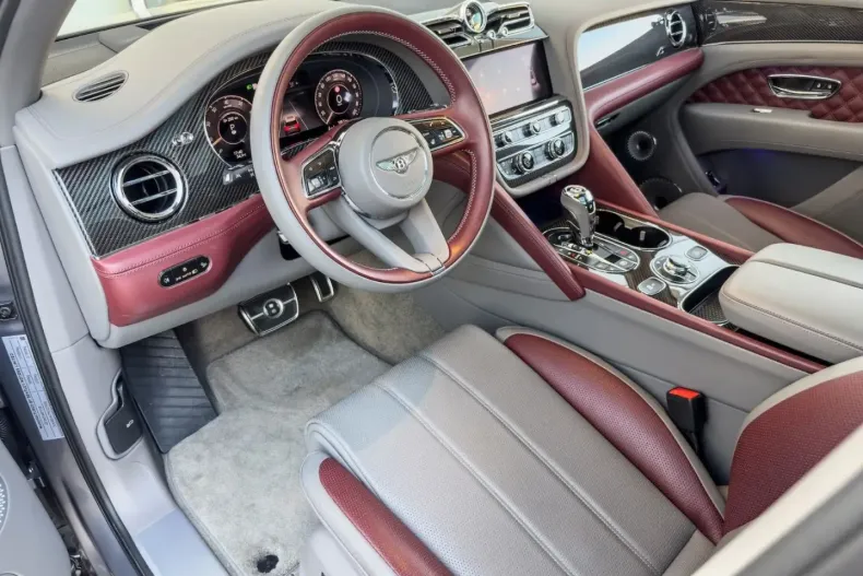 Bentley Bentayga din 2024 cu 7.300 km - oferta BEN180832 - foto 9