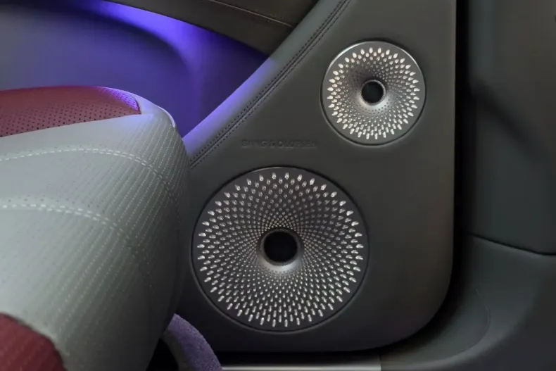 Bentley Bentayga din 2024 cu 7.300 km - oferta BEN180832 - foto 22