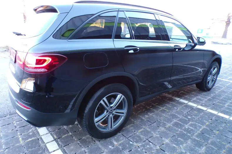 Mercedes-Benz GLC 300 din 2022 cu 76.122 km - oferta MER180834 - foto 6