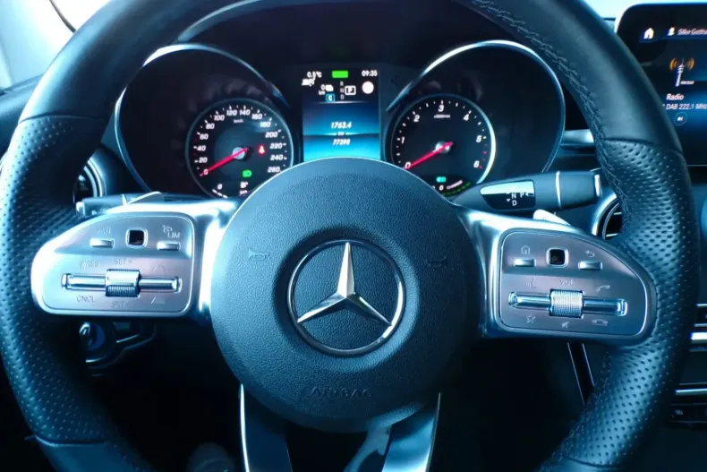 Mercedes-Benz GLC 300 din 2022 cu 76.122 km - oferta MER180834 - foto 22