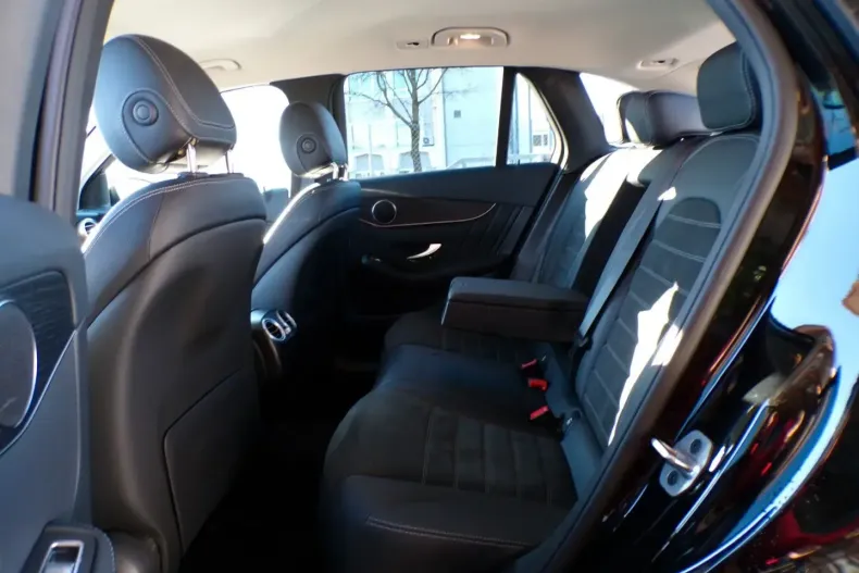 Mercedes-Benz GLC 300 din 2022 cu 76.122 km - oferta MER180834 - foto 26