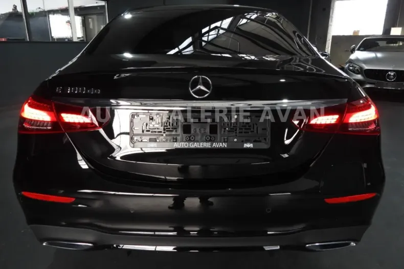 Mercedes-Benz E 300 din 2022 cu 104.788 km - oferta MER180835 - foto 5