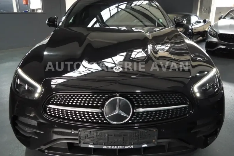 Mercedes-Benz E 300 din 2022 cu 104.788 km - oferta MER180835 - foto 6